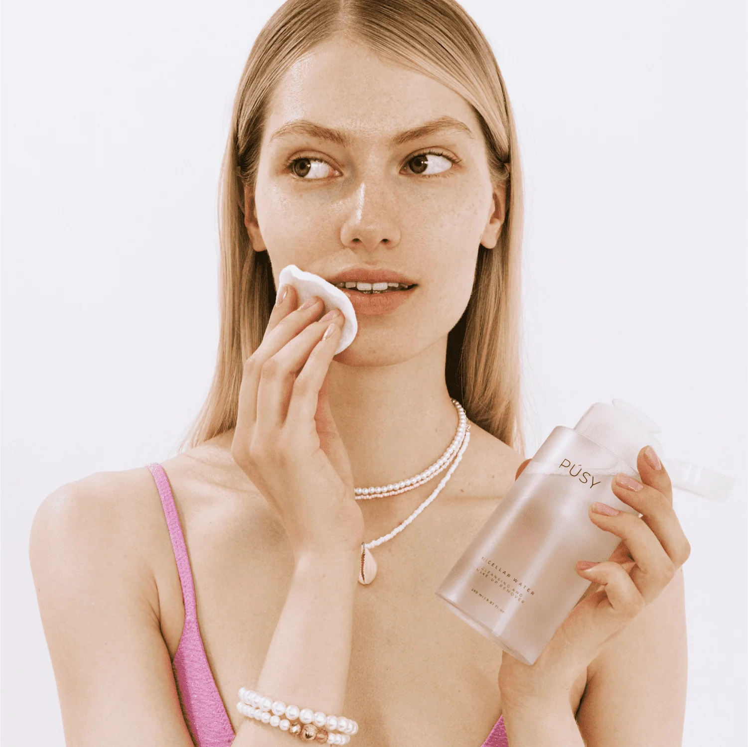 پاکسازی روزانه با شوینده ملایم